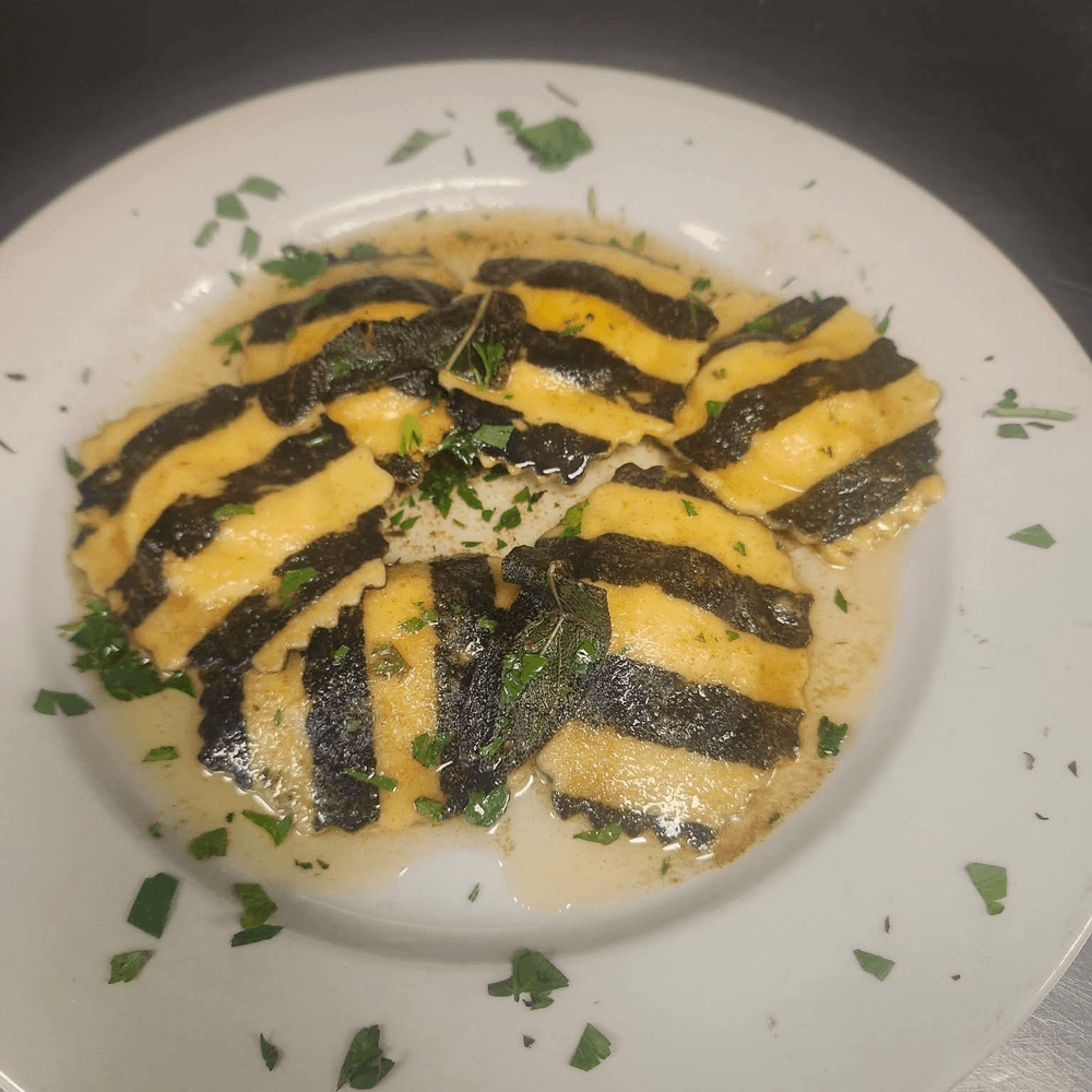 Lobster Ravioli In Vodka Sauce Or Alfredo