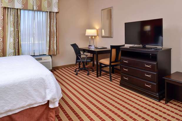 Images Hampton Inn Clarion