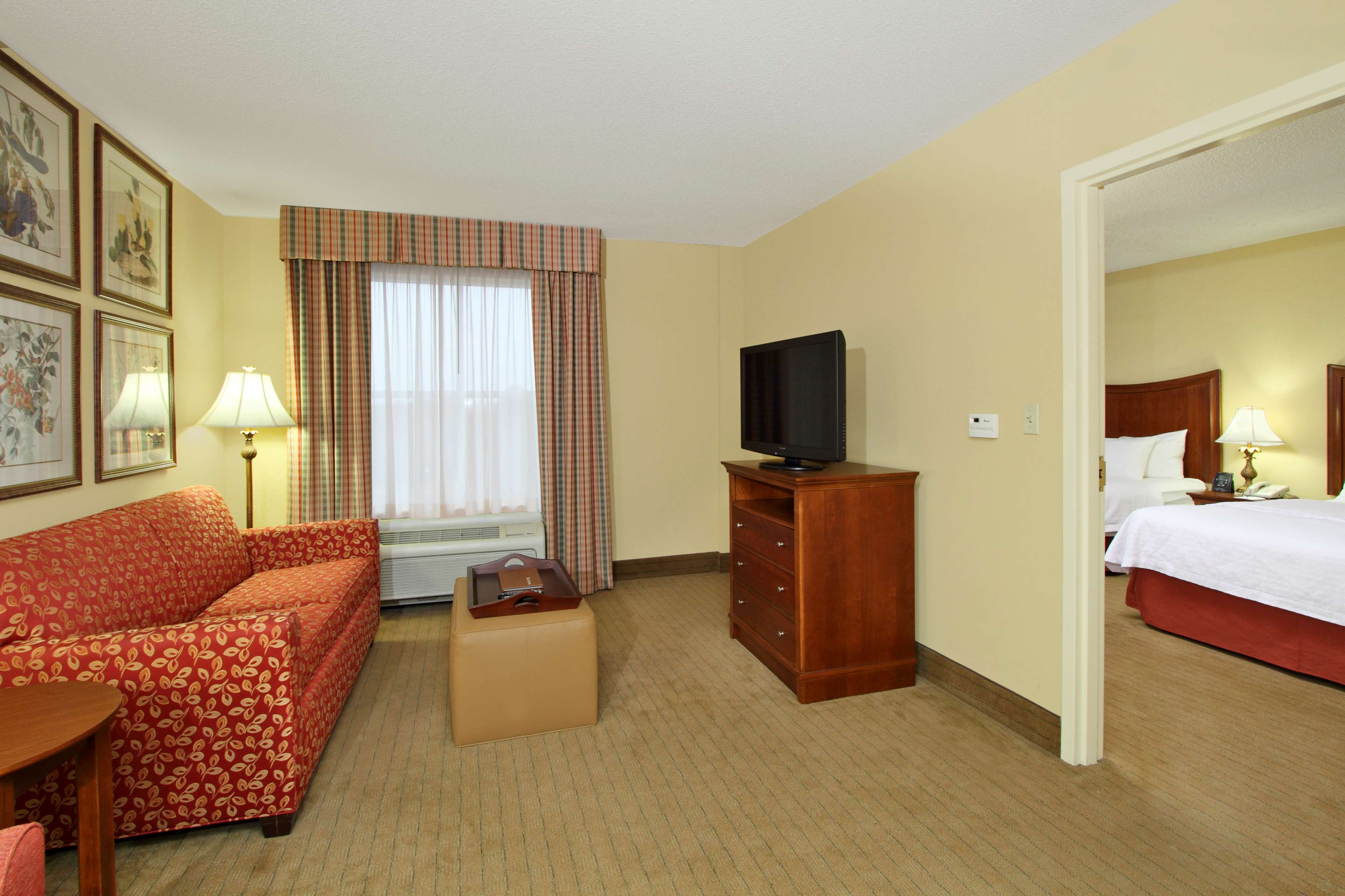 Homewood Suites by Hilton Chesapeake-Greenbrier Photo