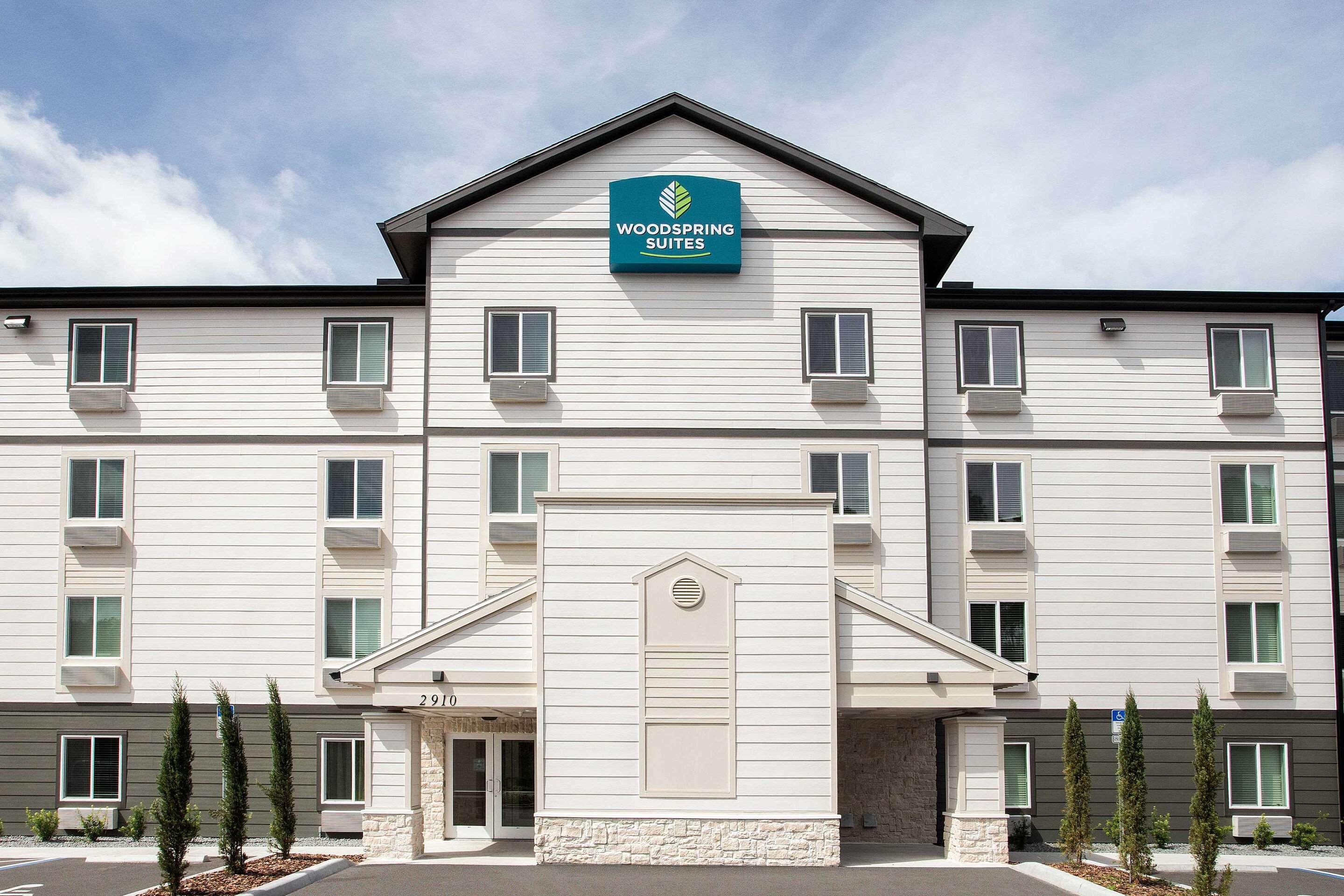 WoodSpring Suites Daytona Beach Int'l Speedway Image