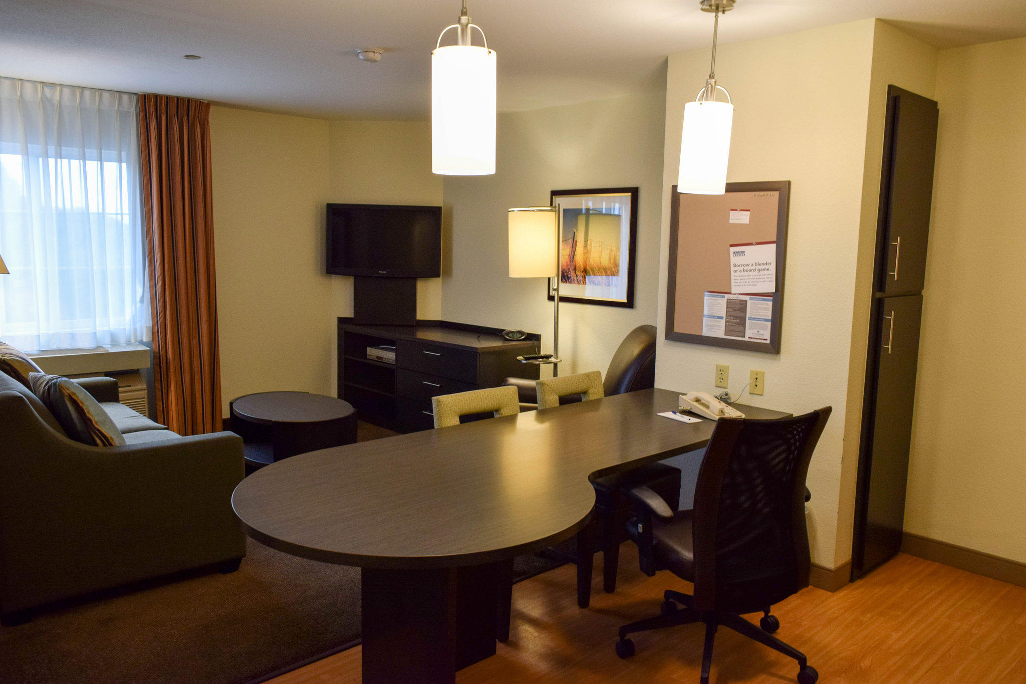 Candlewood Suites Wichita-Airport Photo
