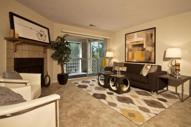 Images Camden Touchstone Apartments