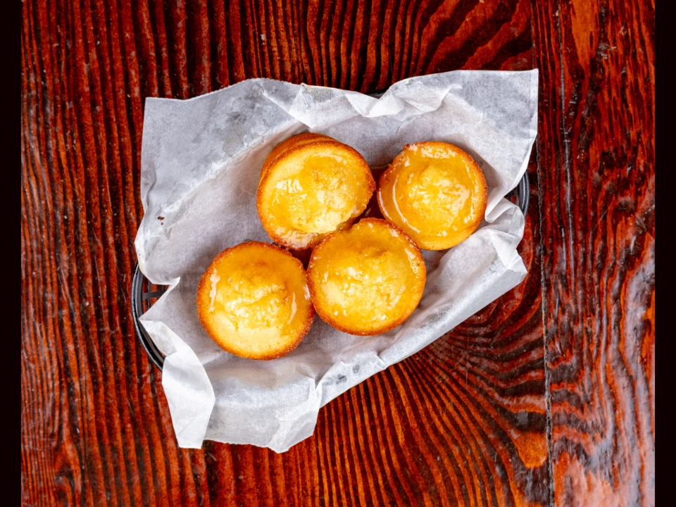 Side Honey-Butter Cornbread (o)