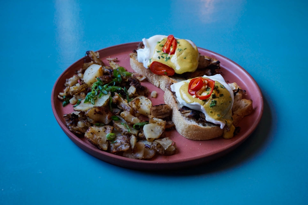 Carnitas Benedict