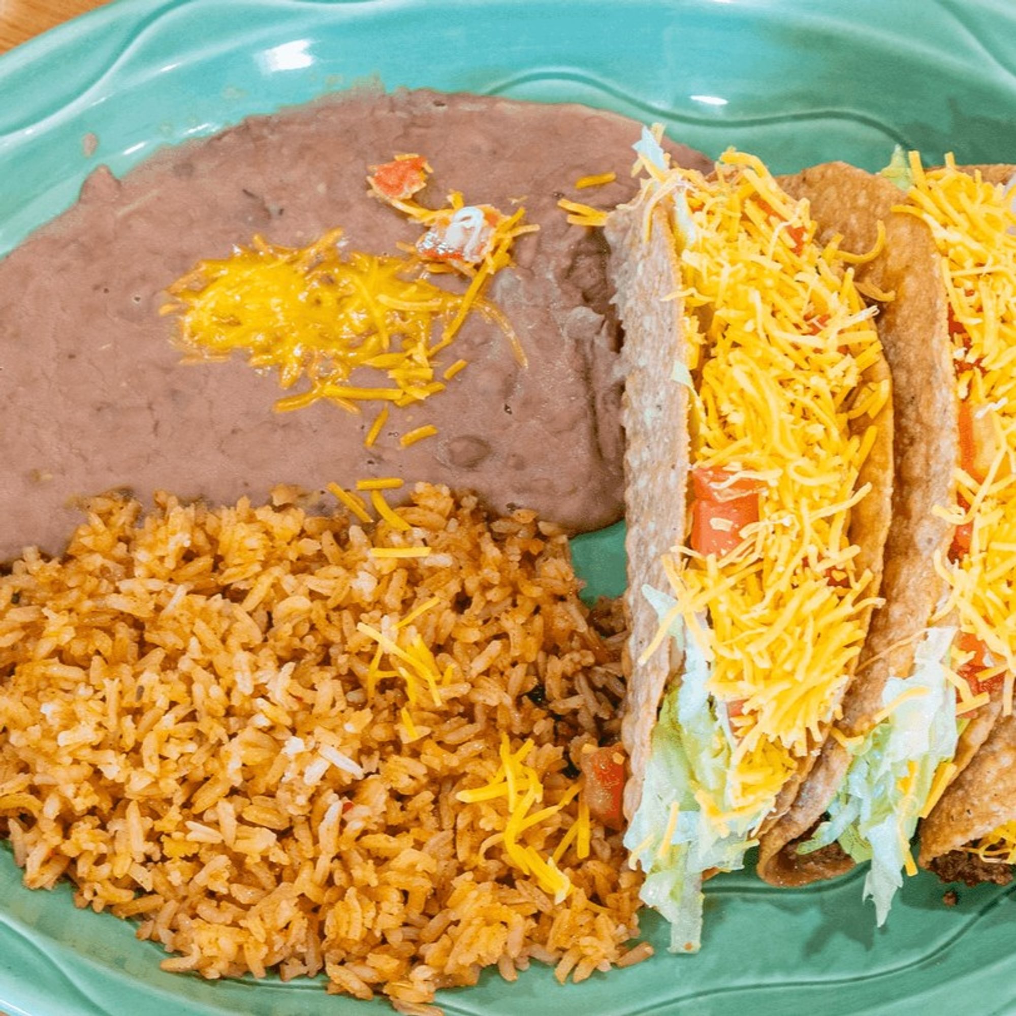 #16 Hard Tacos Plate