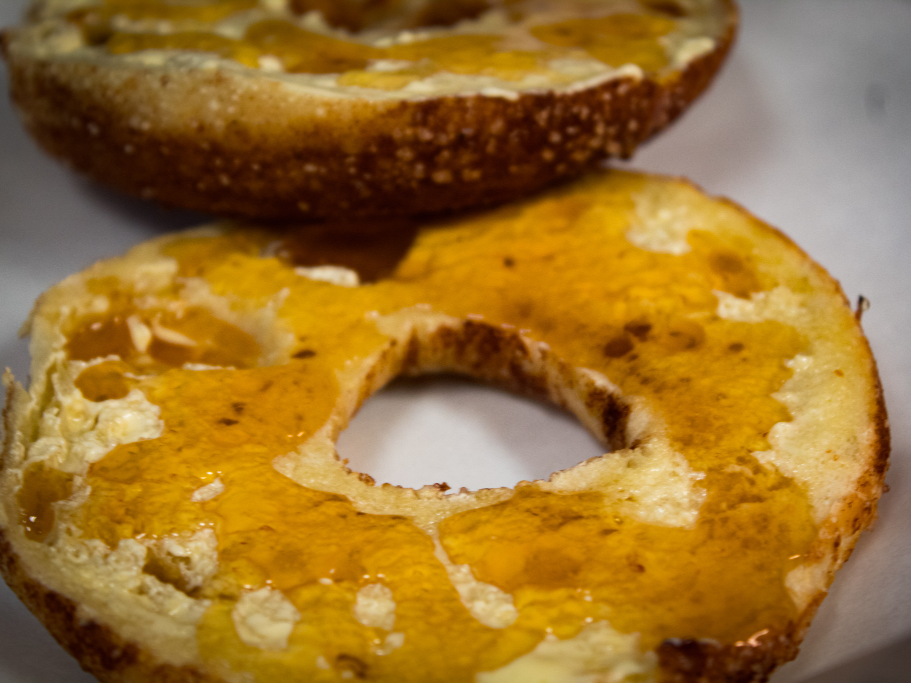 BAGEL W/HONEY