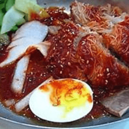 Bibim Naeng Myeon (비빔냉면)