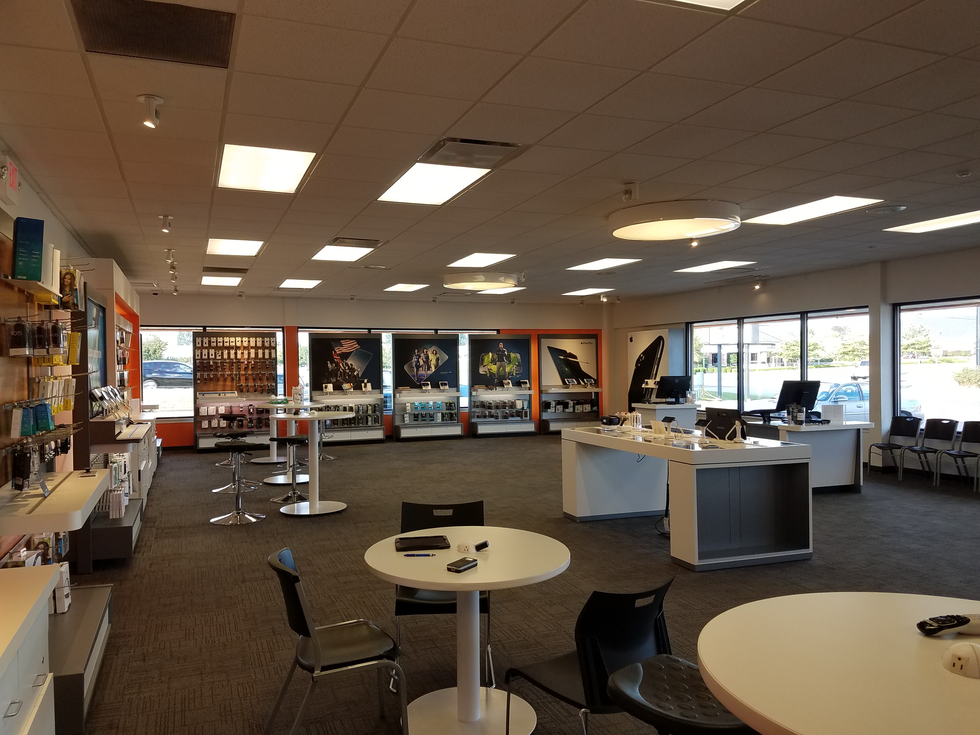 AT&T Store Photo