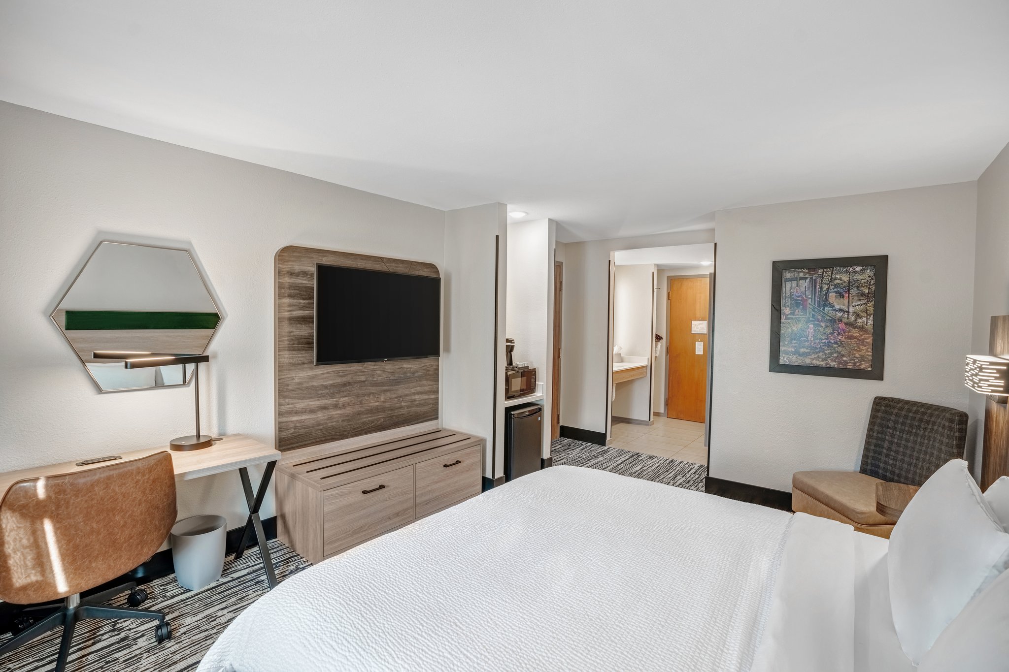 Holiday Inn Express & Suites Hayward by IHG Image