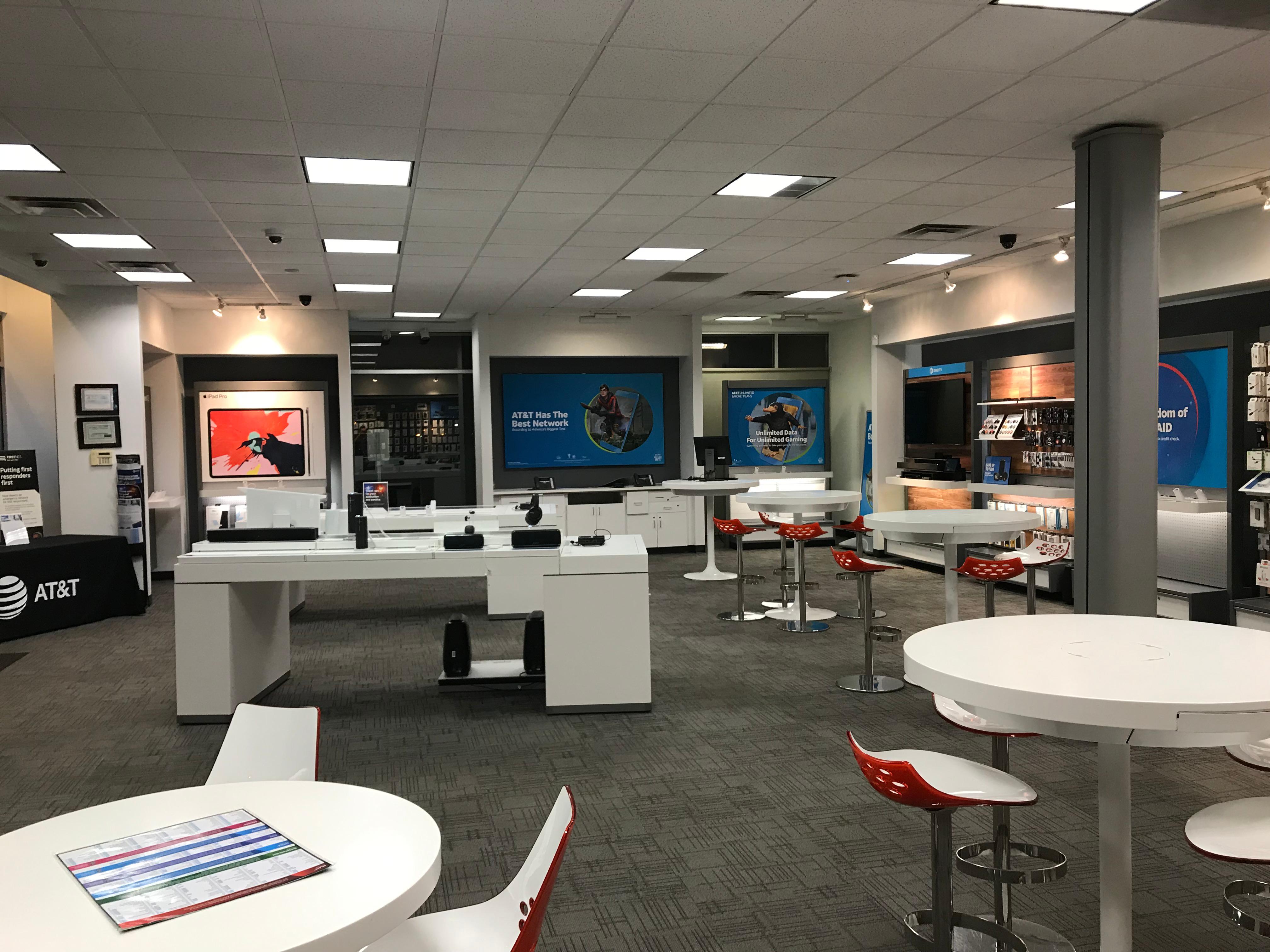 AT&T Store Photo