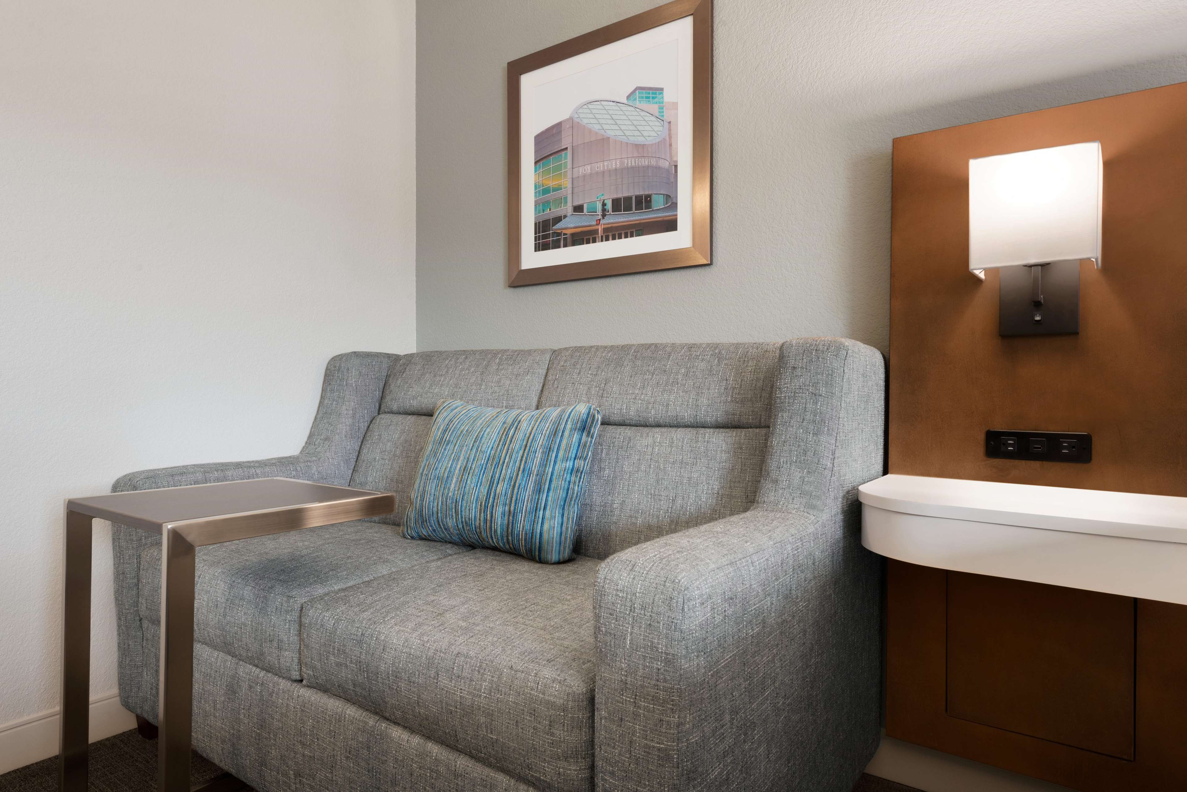 Hampton Inn Appleton-Fox River Mall Area Photo