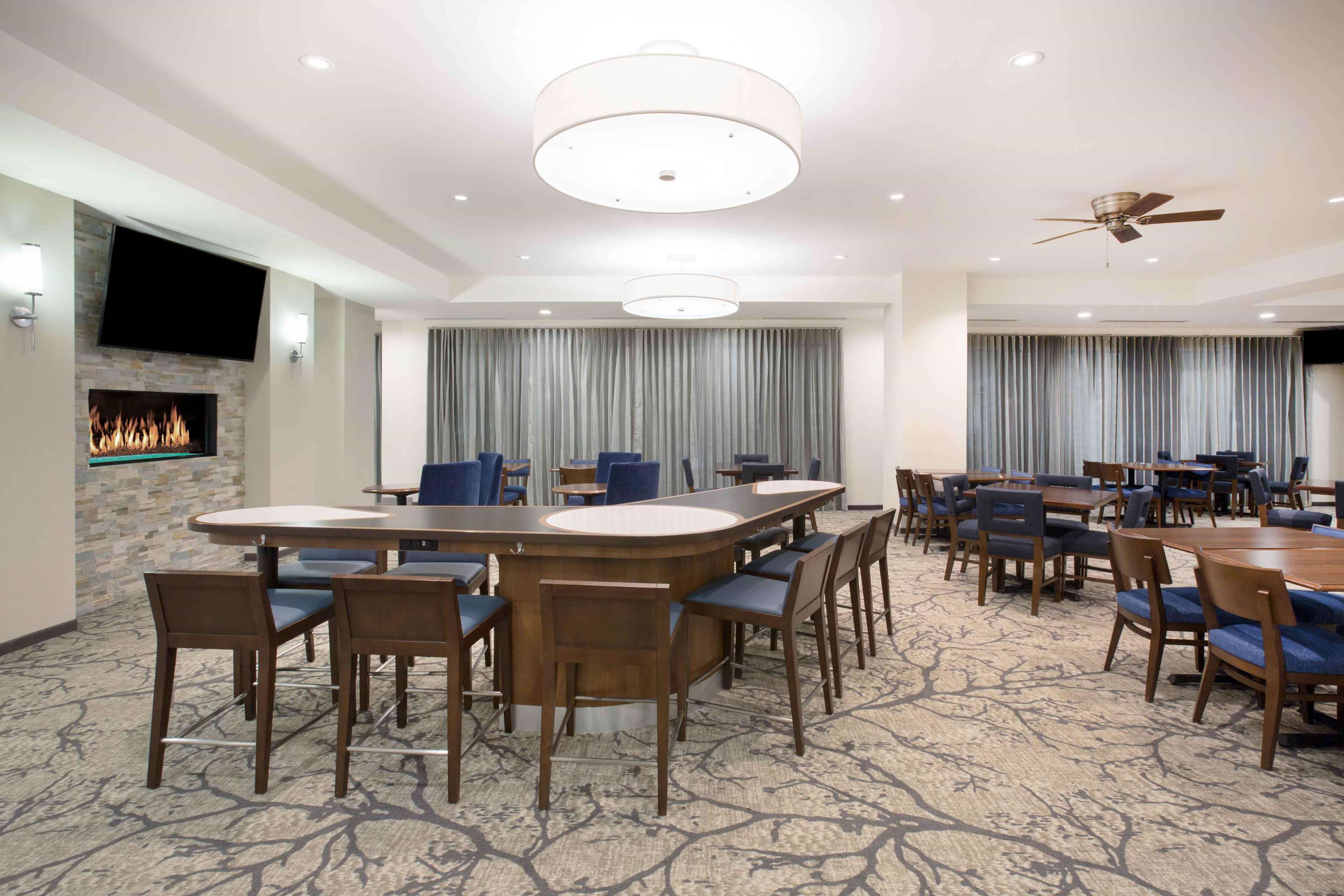 Homewood Suites by Hilton Las Vegas City Center Photo