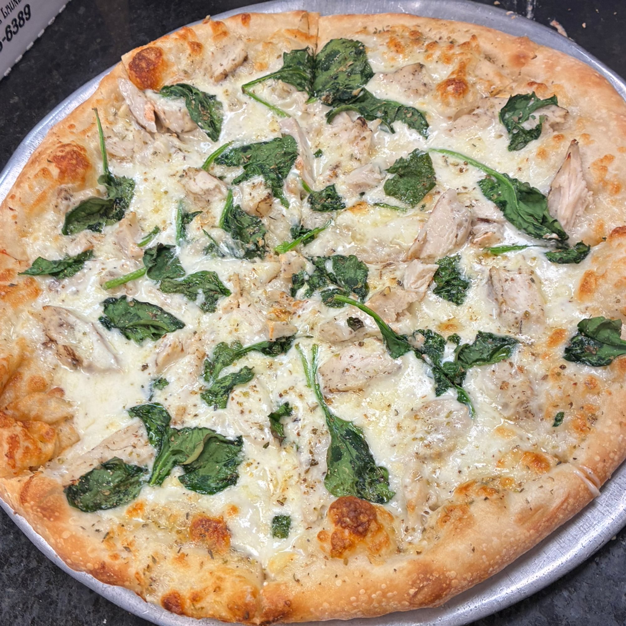 Ava's Alfredo Pizza