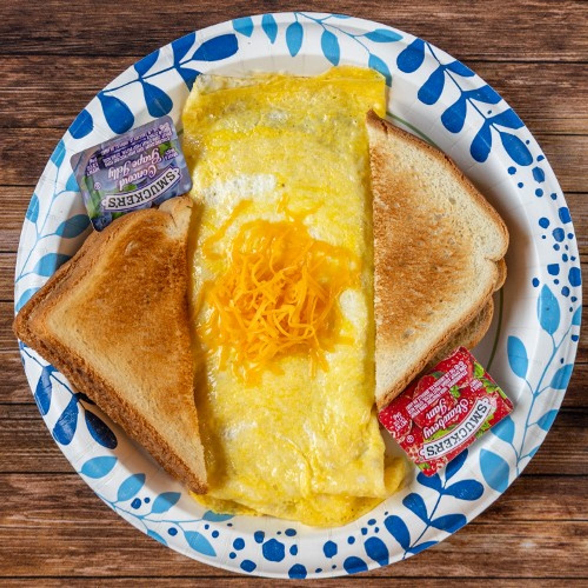 Cheese Omelet with Toast