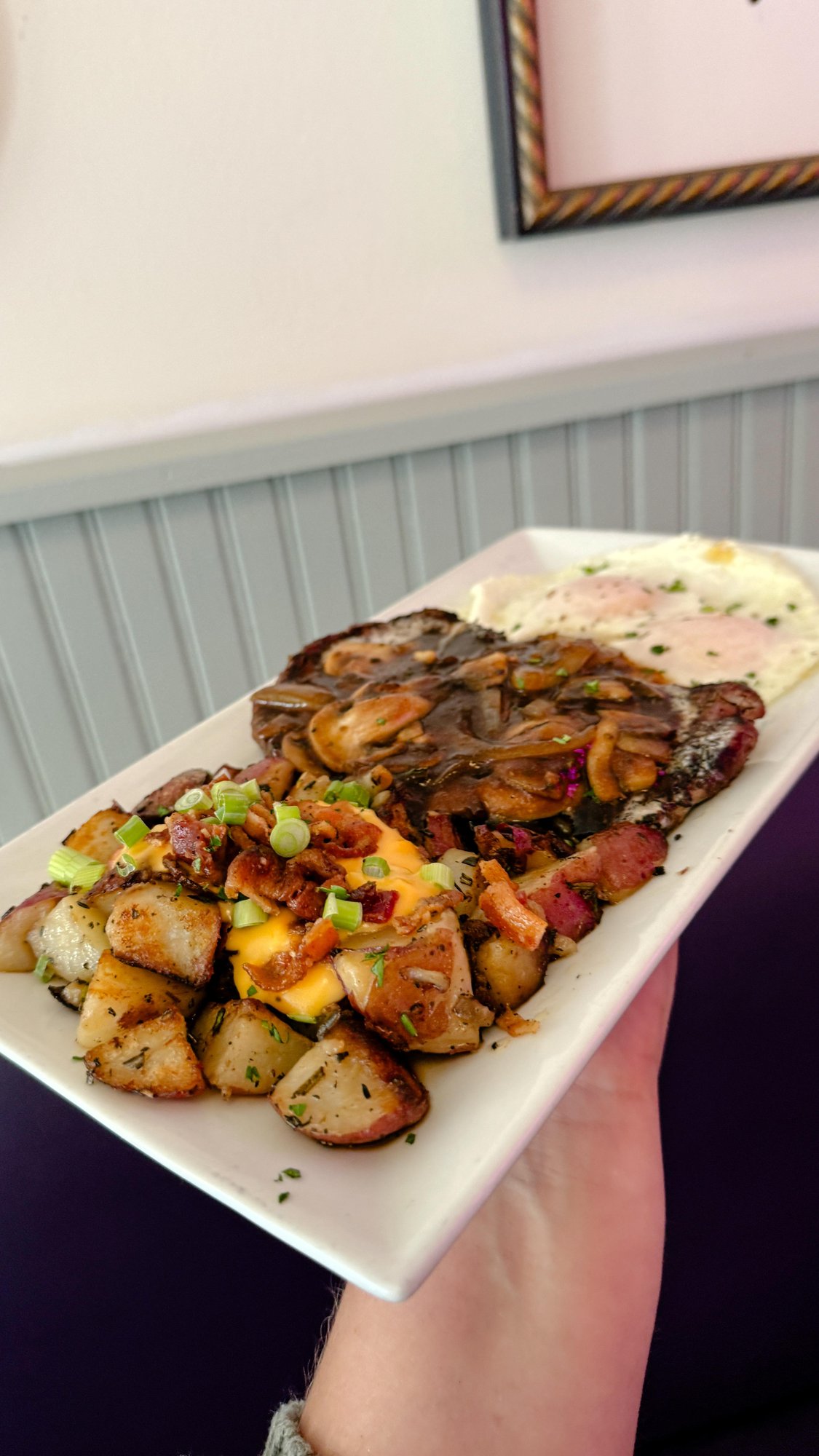 Executive Steak & Eggs
