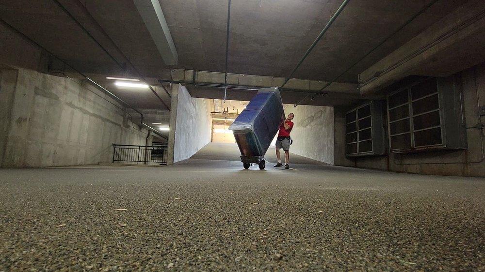 Chicago Moving Companies - AMPOL Image