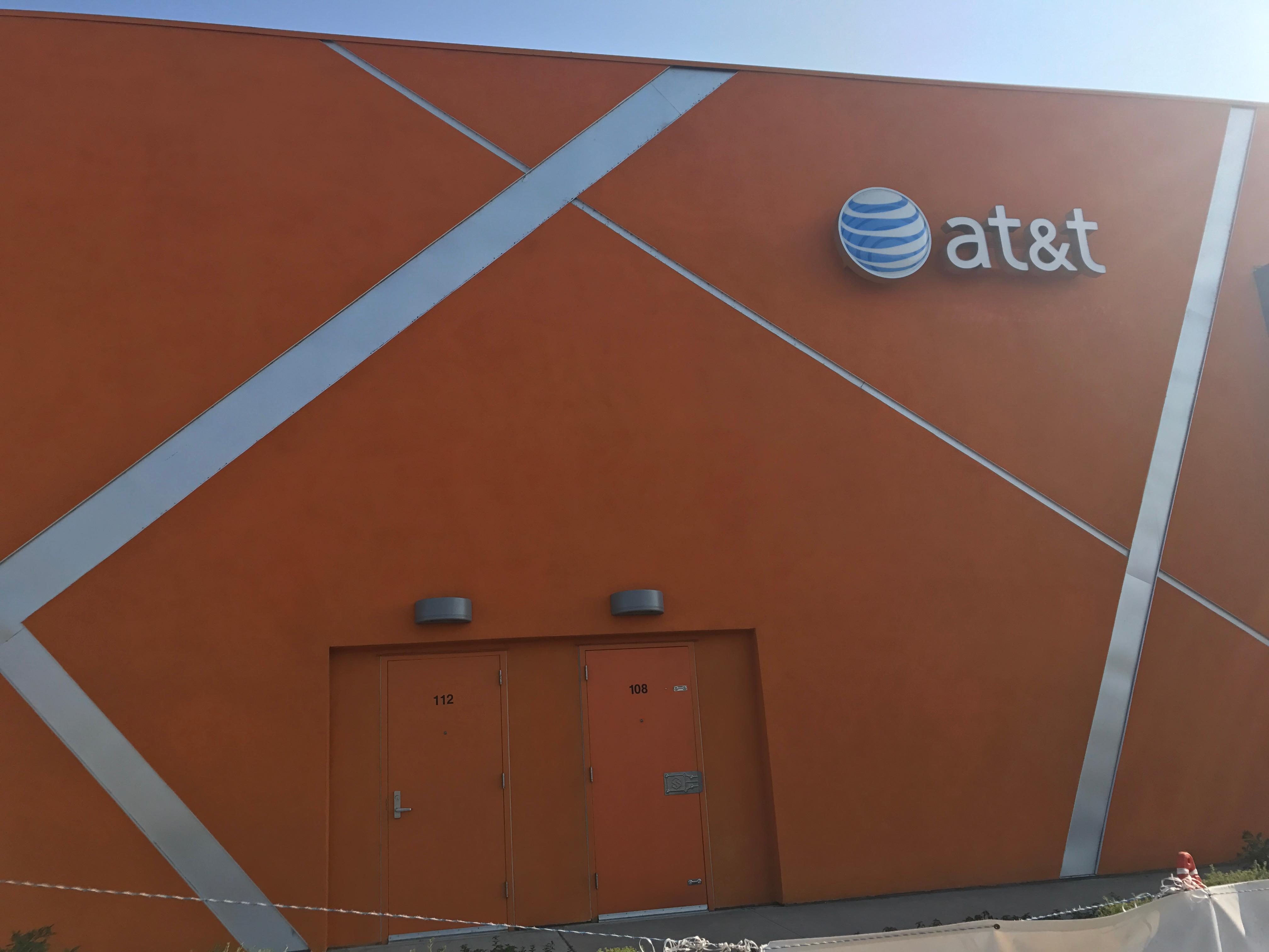 AT&T Store Photo