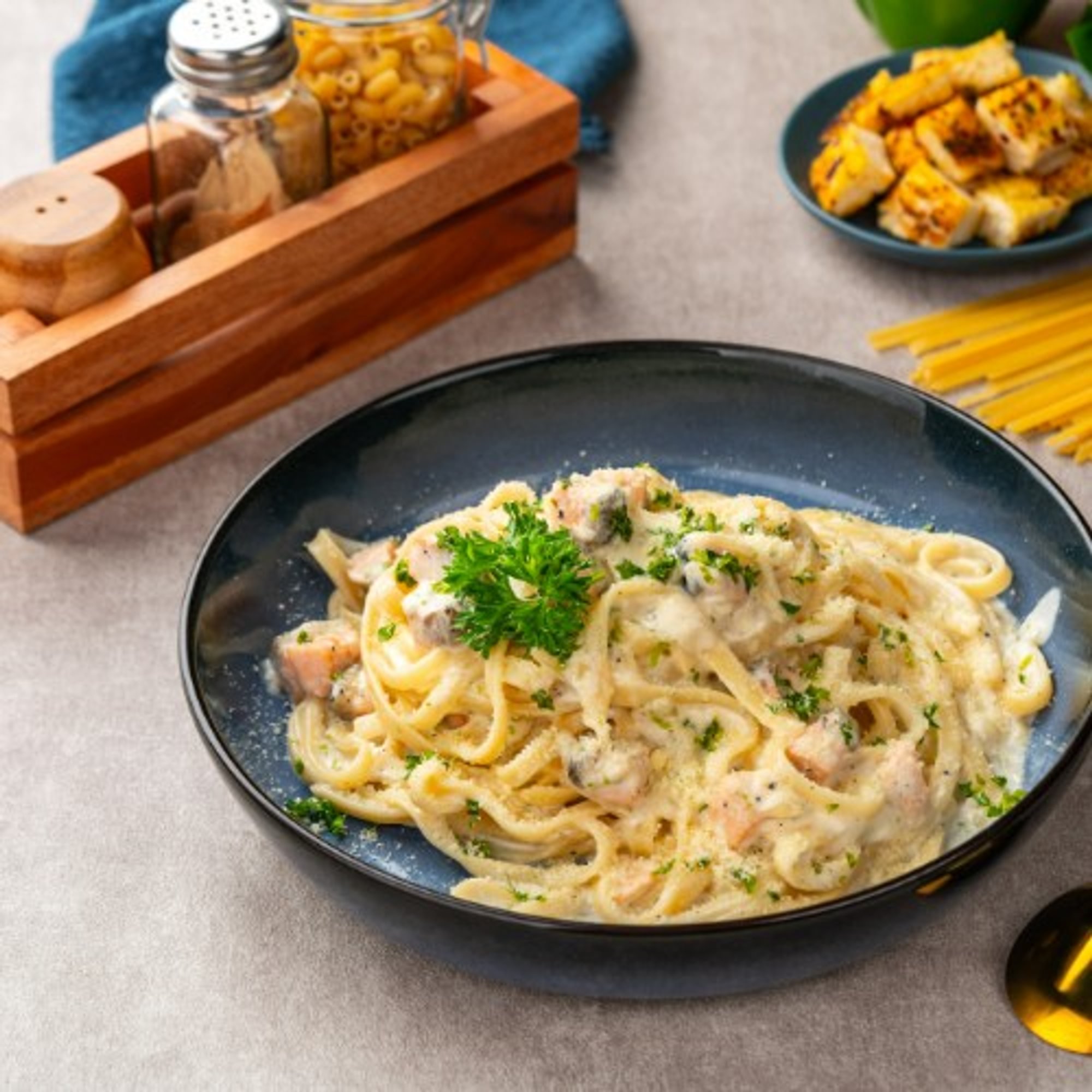 Chicken Alfredo Lunch