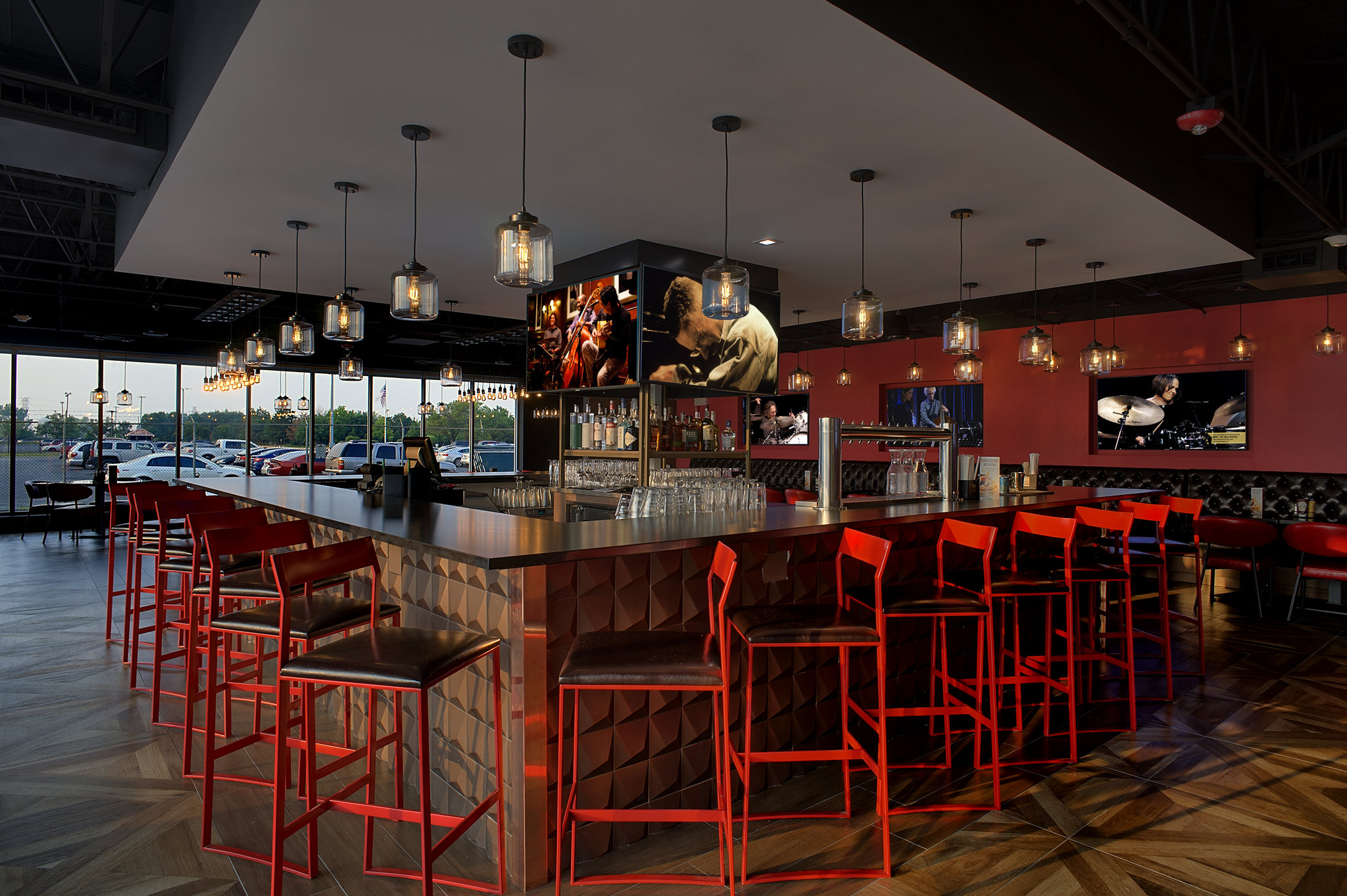 Holiday Inn Chicago – Midway Airport S by IHG Image