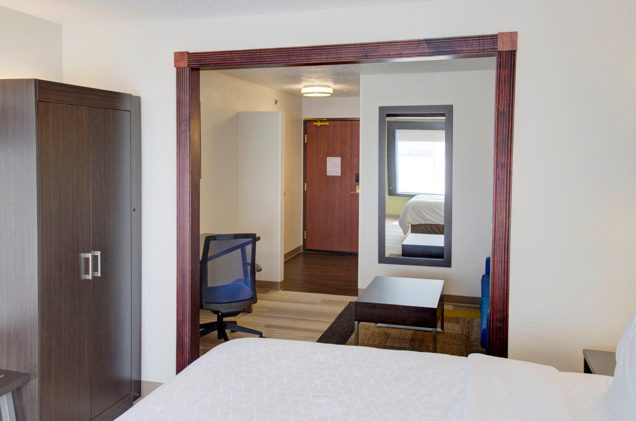 Holiday Inn Express & Suites Le Mars Photo