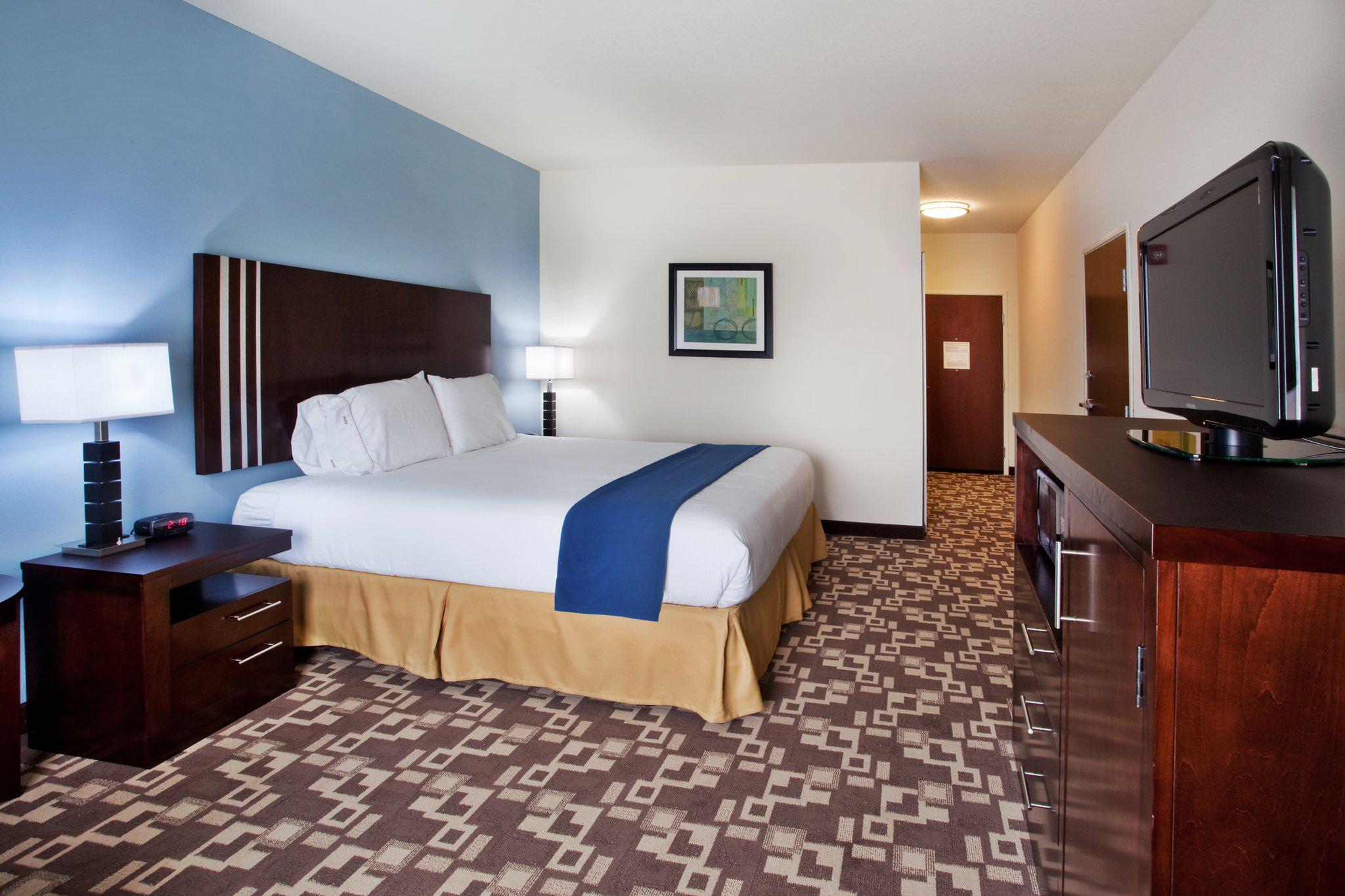 Holiday Inn Express & Suites Atlanta Arpt West - Camp Creek Photo