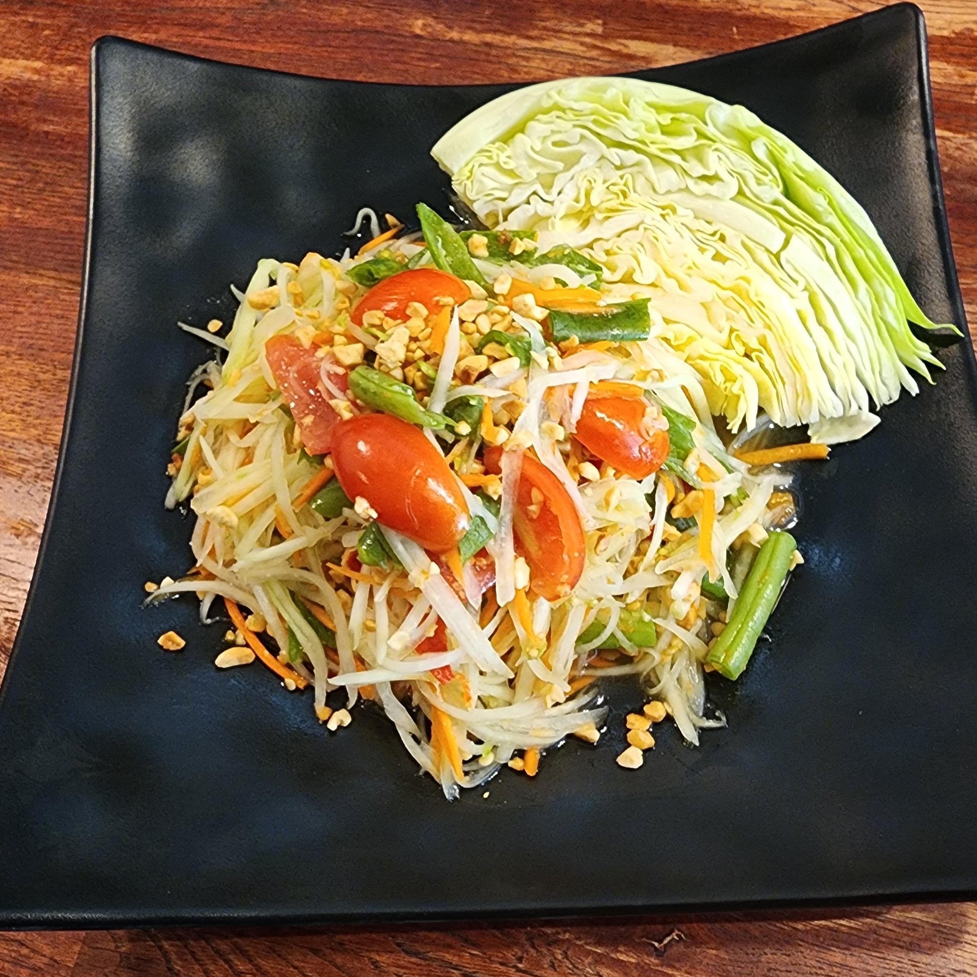 Som Tum (Papaya Salad)