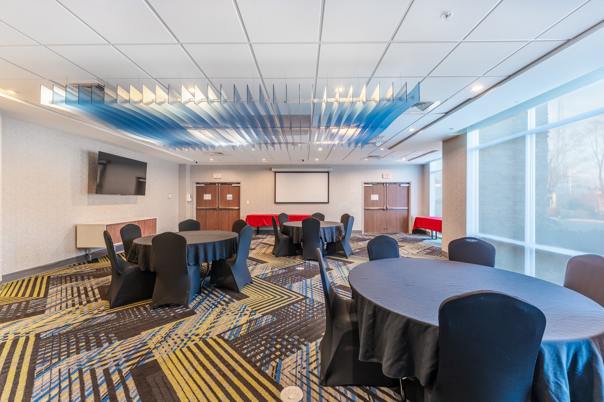 Holiday Inn Express & Suites Nashville North - Springfield by IHG Image