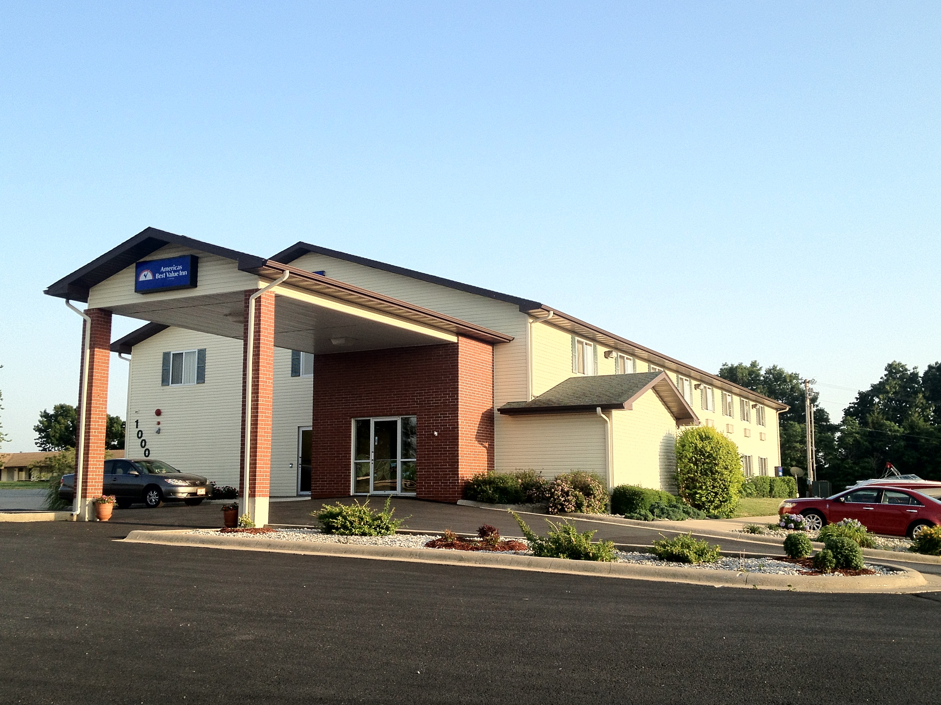 Americas Best Value Inn in Seymour, MO (417) 9359...
