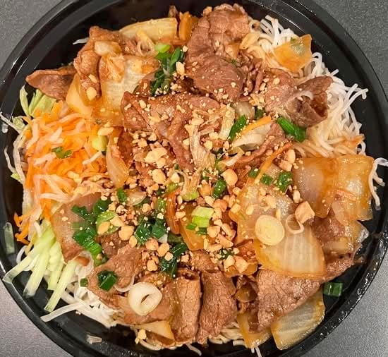G9. Stir fried beef & onion