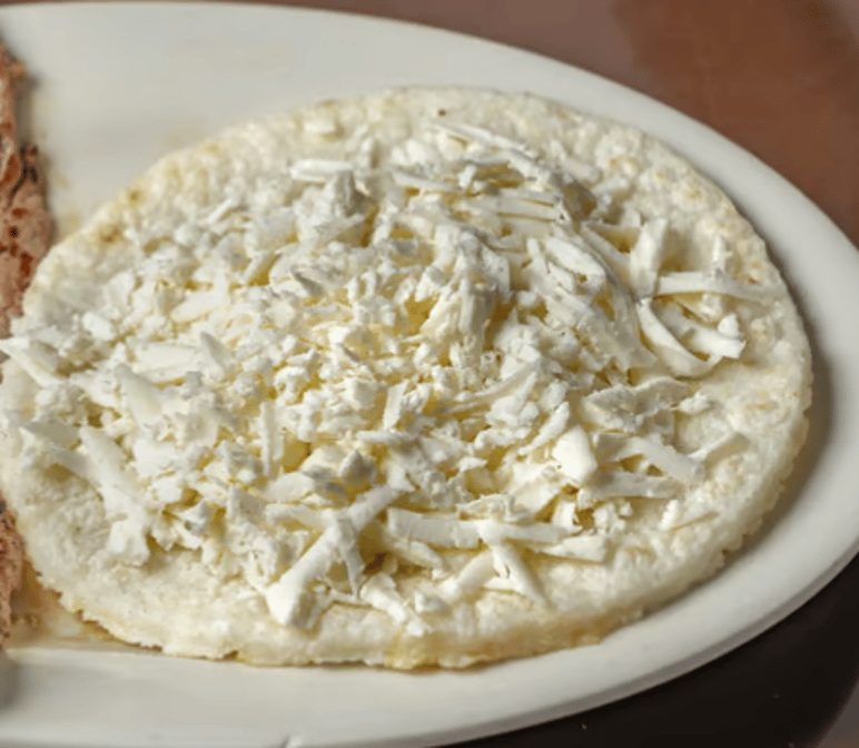 Arepa Tela / Flat Round Corn Cake with Cheese