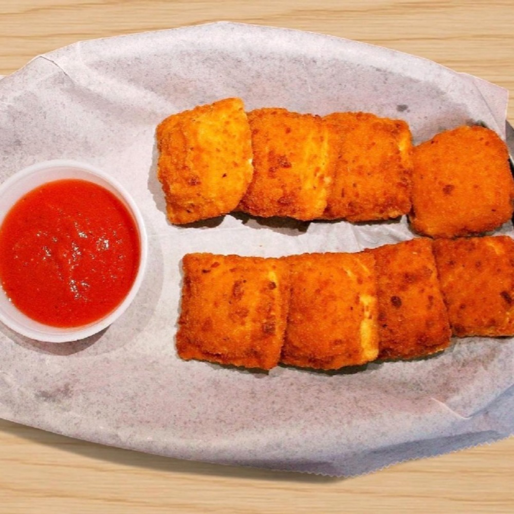 Fried Cheese Ravioli (8)