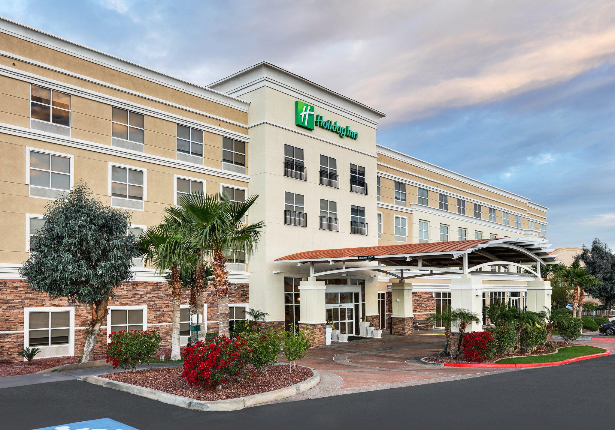 Holiday Inn Yuma Photo