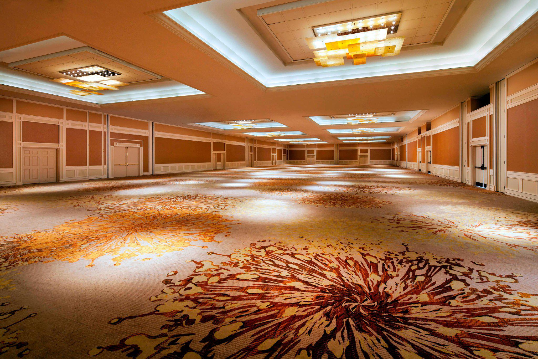 The Westin La Paloma Resort & Spa Photo