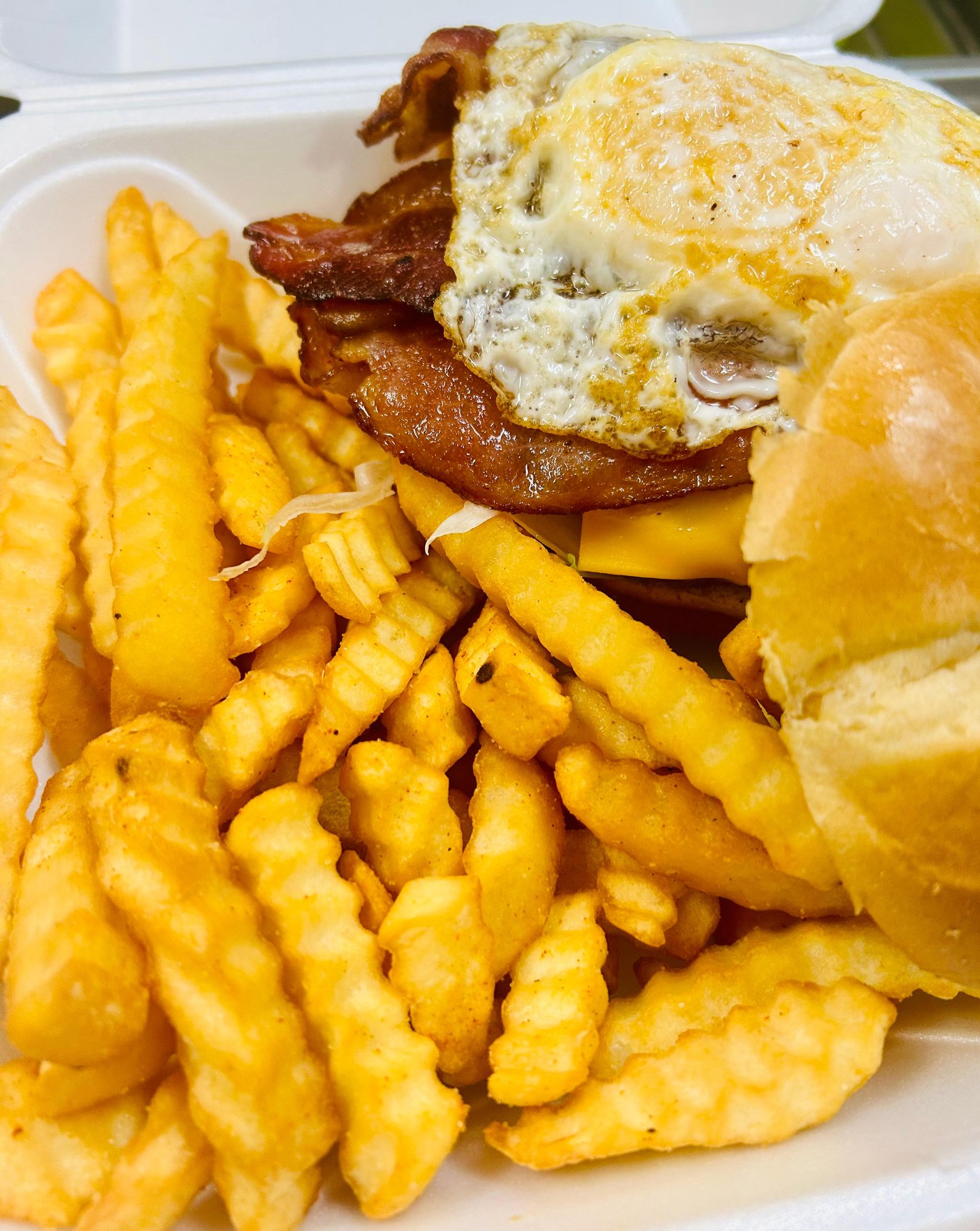 Bacon, Egg, & Cheese Burger