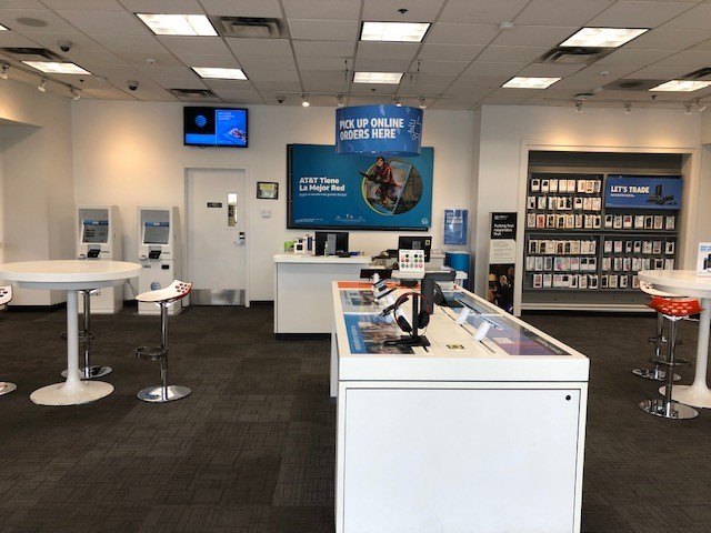 AT&T Store Photo