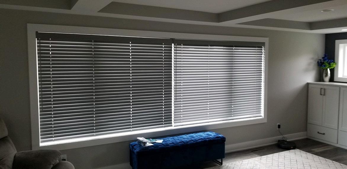 Transform your living room into a home theater with the use of Wood Blinds by Budget Blinds of Mankato! Our Wood Blinds offer variable light-filtering options, so you never have to deal with glare again.  BudgetBlindsMankato  WoodBlinds  BlindedByBeauty  FreeConsultation  WellsMN