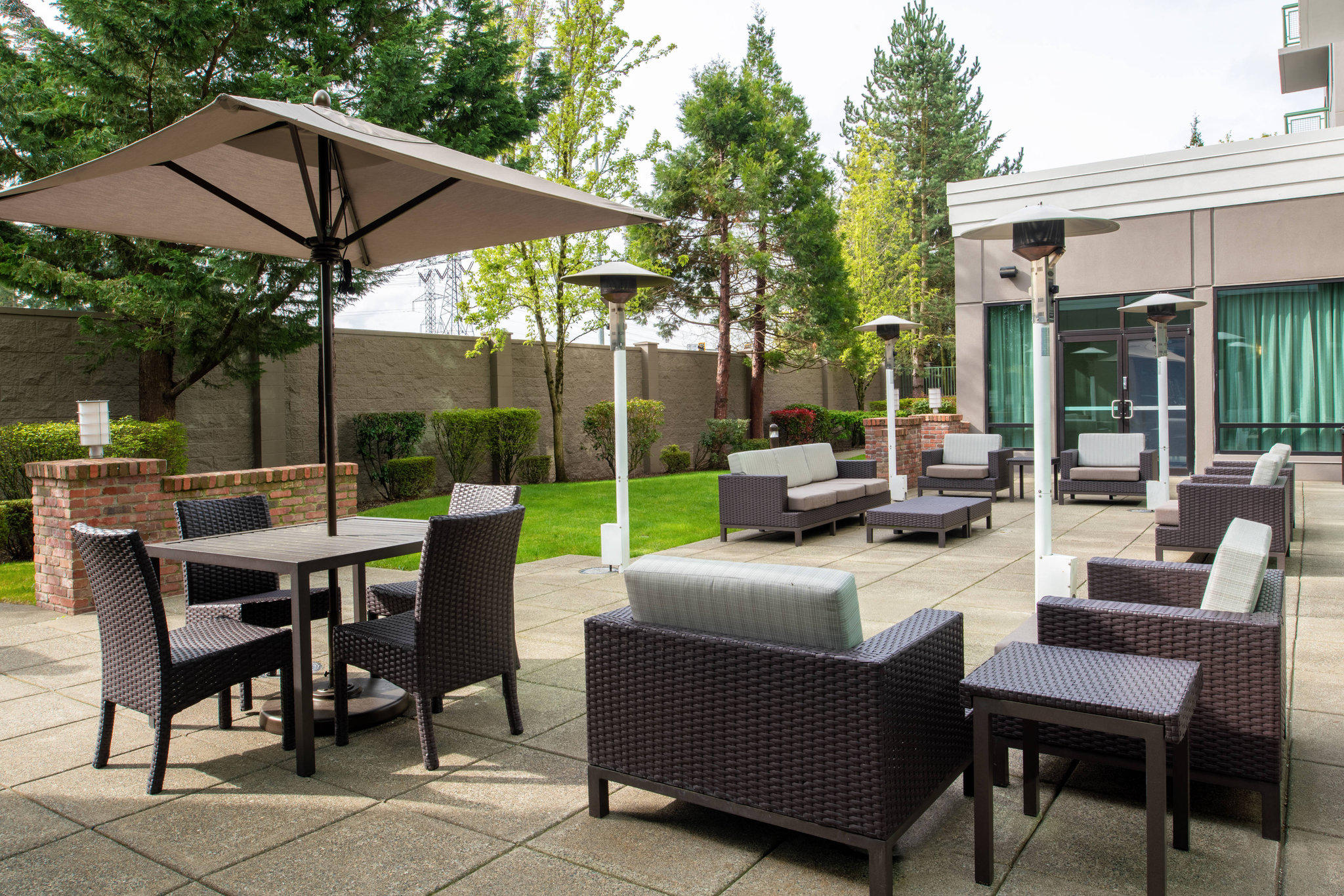 Courtyard by Marriott Seattle Federal Way Photo