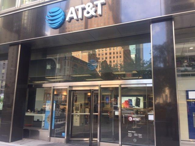 AT&T Store Photo