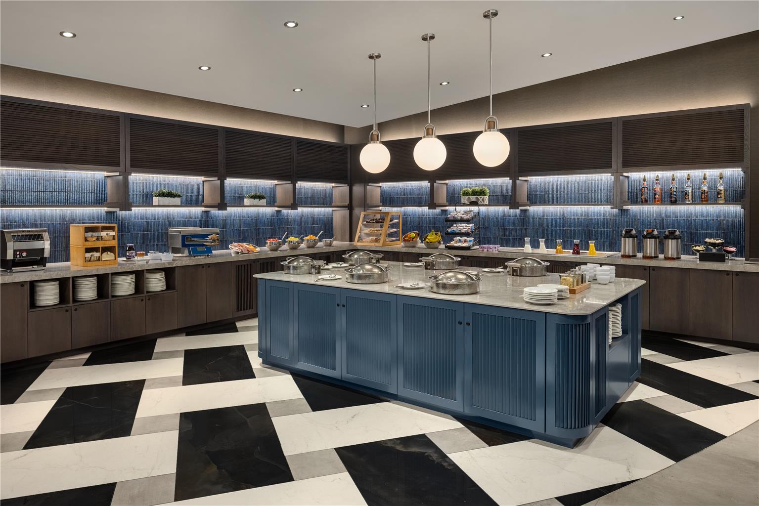 Hilton Baltimore BWI Airport Image