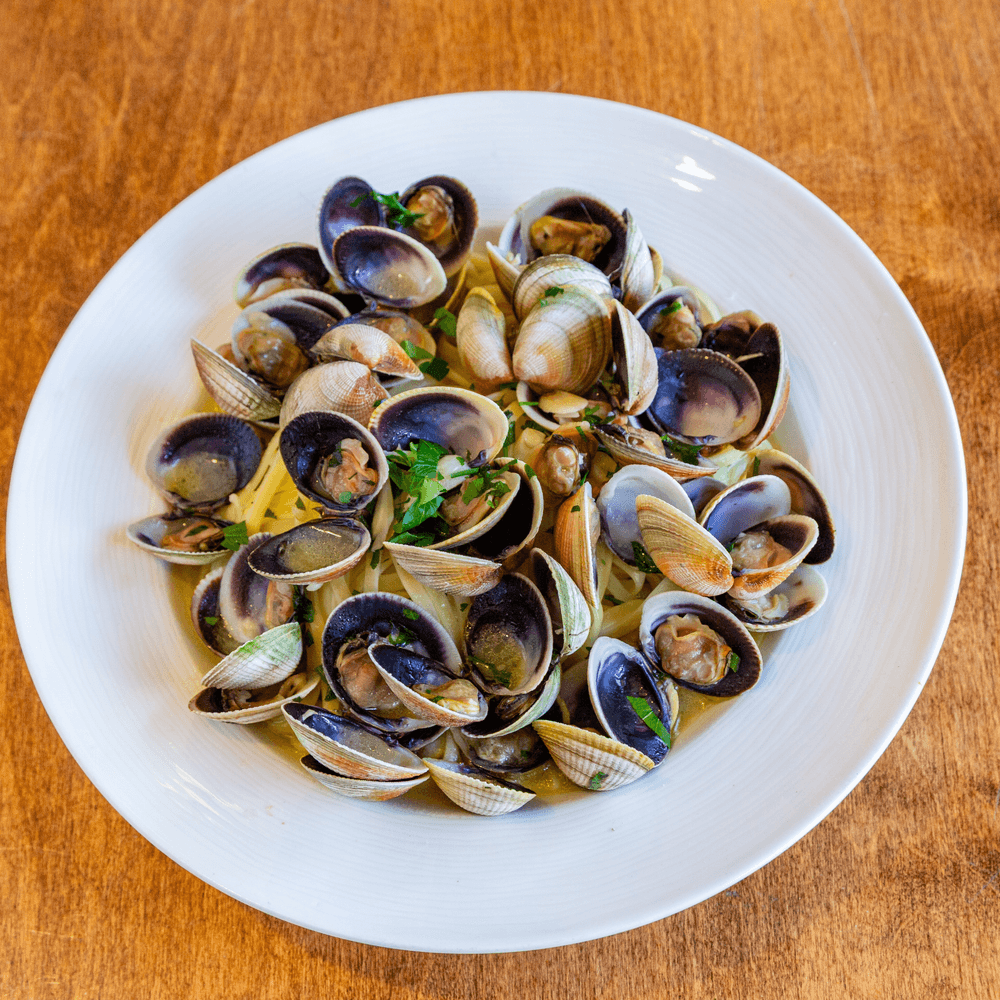 Linguini with Fresh Clams