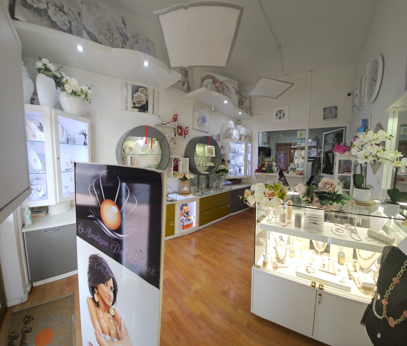 Gallery thumbnail
