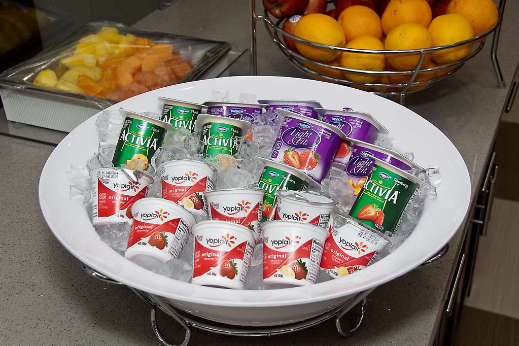 Hampton Inn & Suites Ada Image