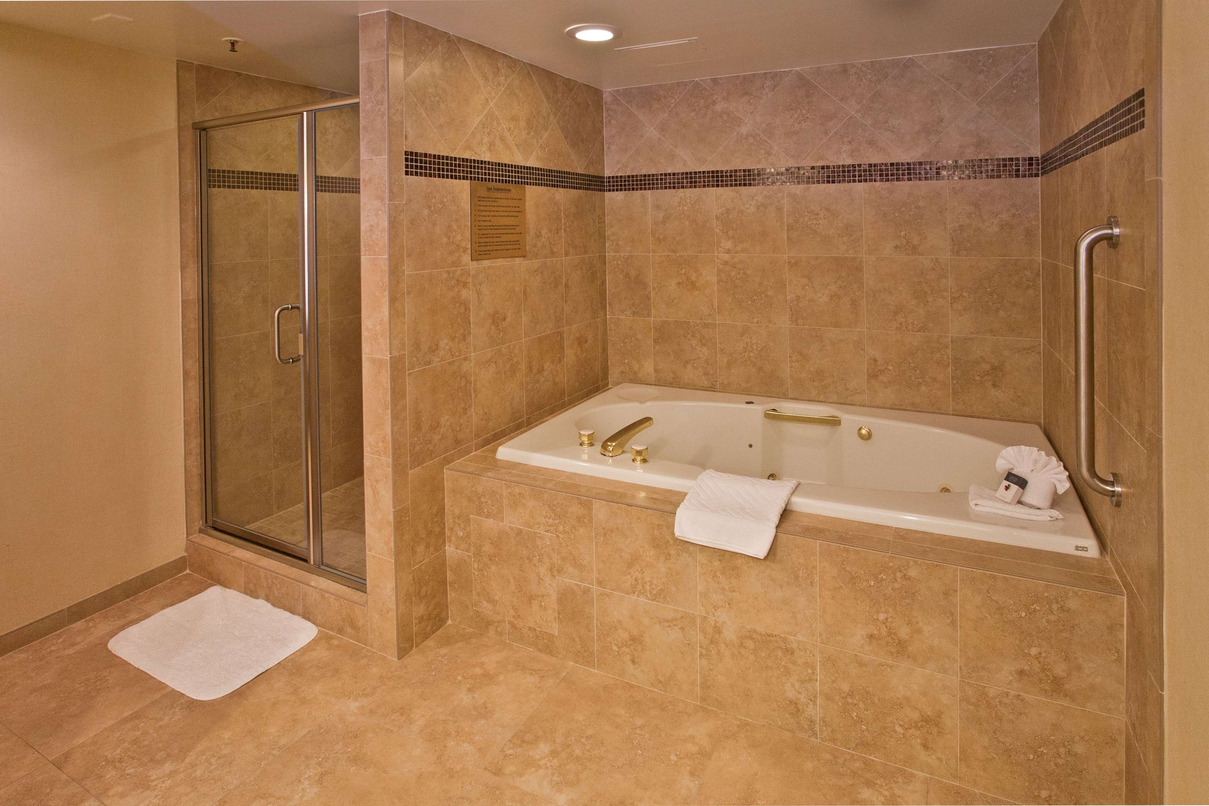 DoubleTree by Hilton Hotel Los Angeles - Rosemead Photo