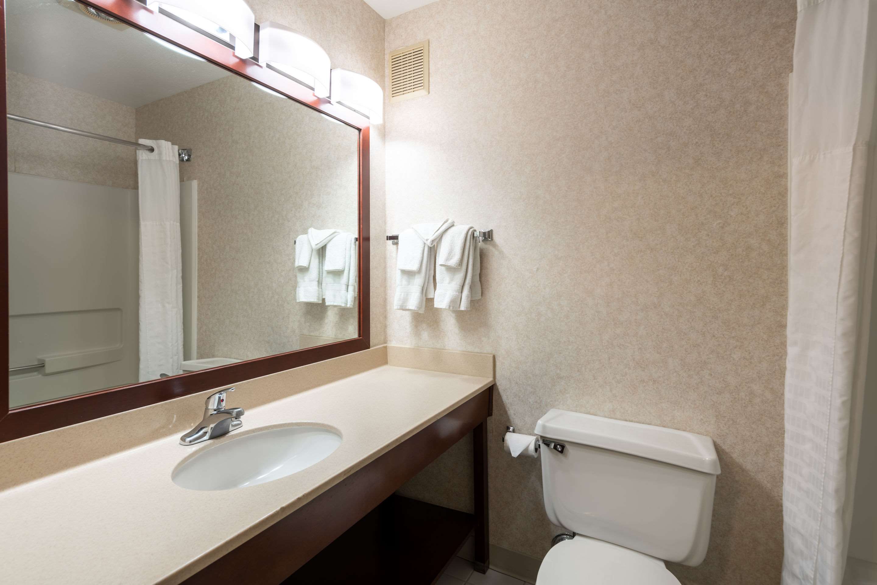 Comfort Inn Kennewick Richland Photo