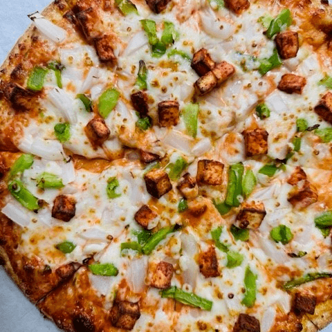 Tandoori Paneer Pizza