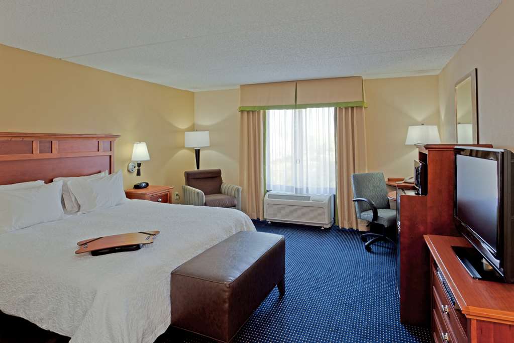 Hampton Inn Warrenton Image