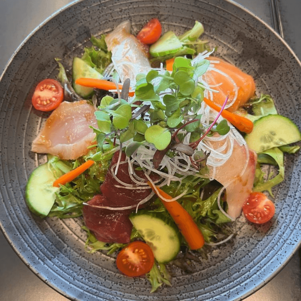 Sashimi Salad
