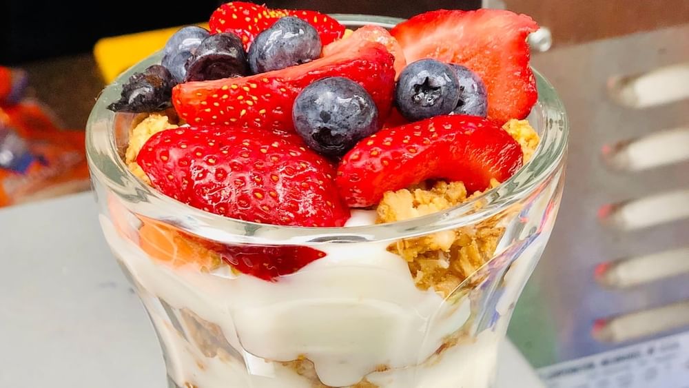 Yogurt & Granola Parfait