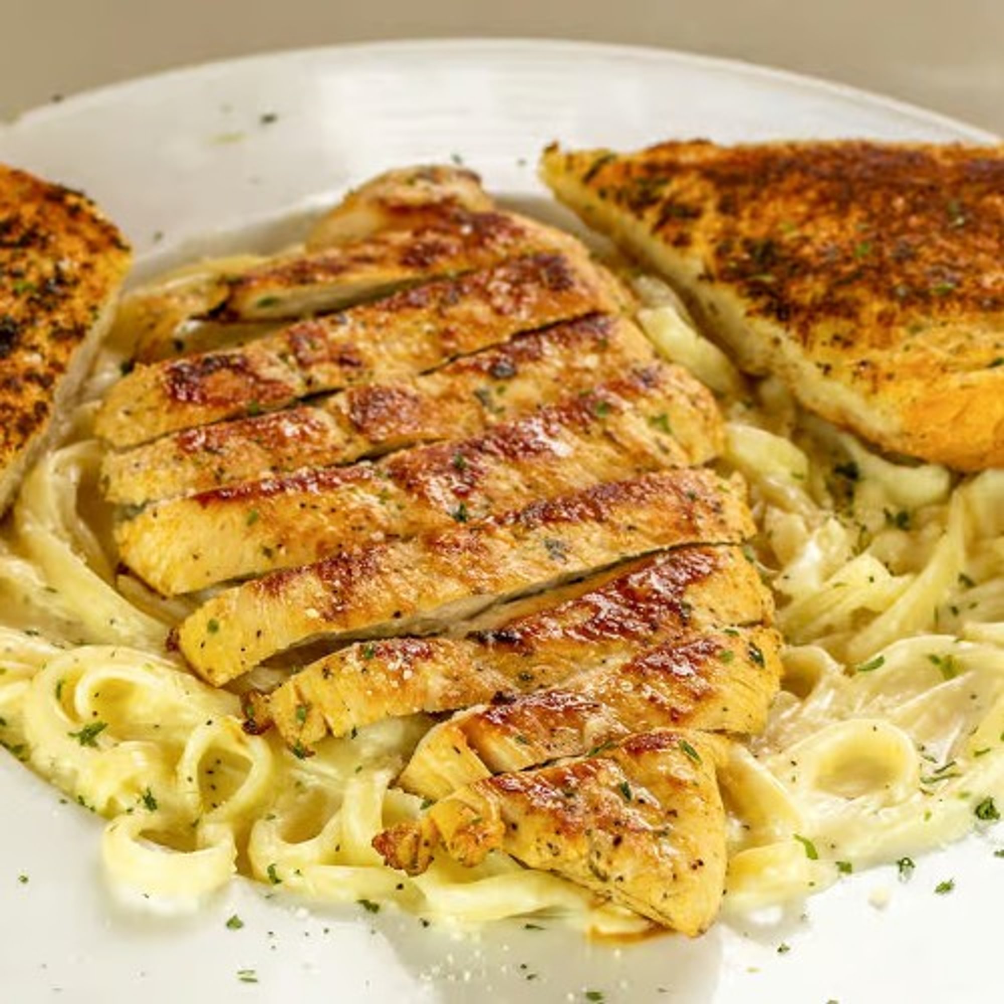 Chicken Alfredo Pasta