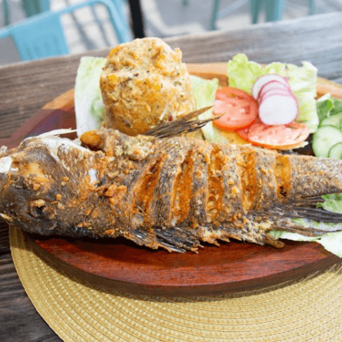 Pescado Frito / Fried Fish Mofongo